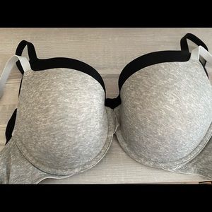 4 PINK T-Shirt Bras Bundle